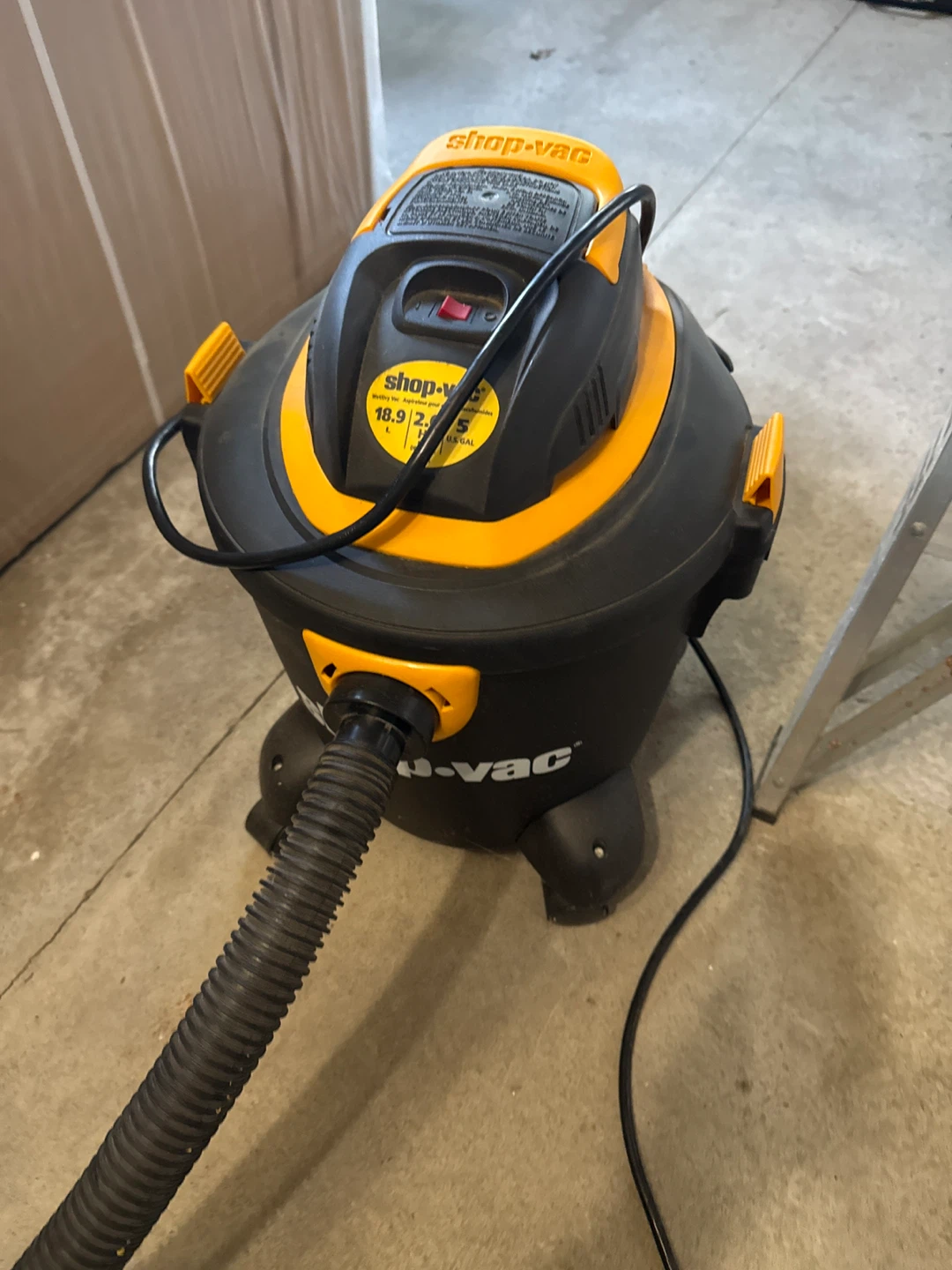 Shop-Vac Wet/Dry Vacuum - photo 2