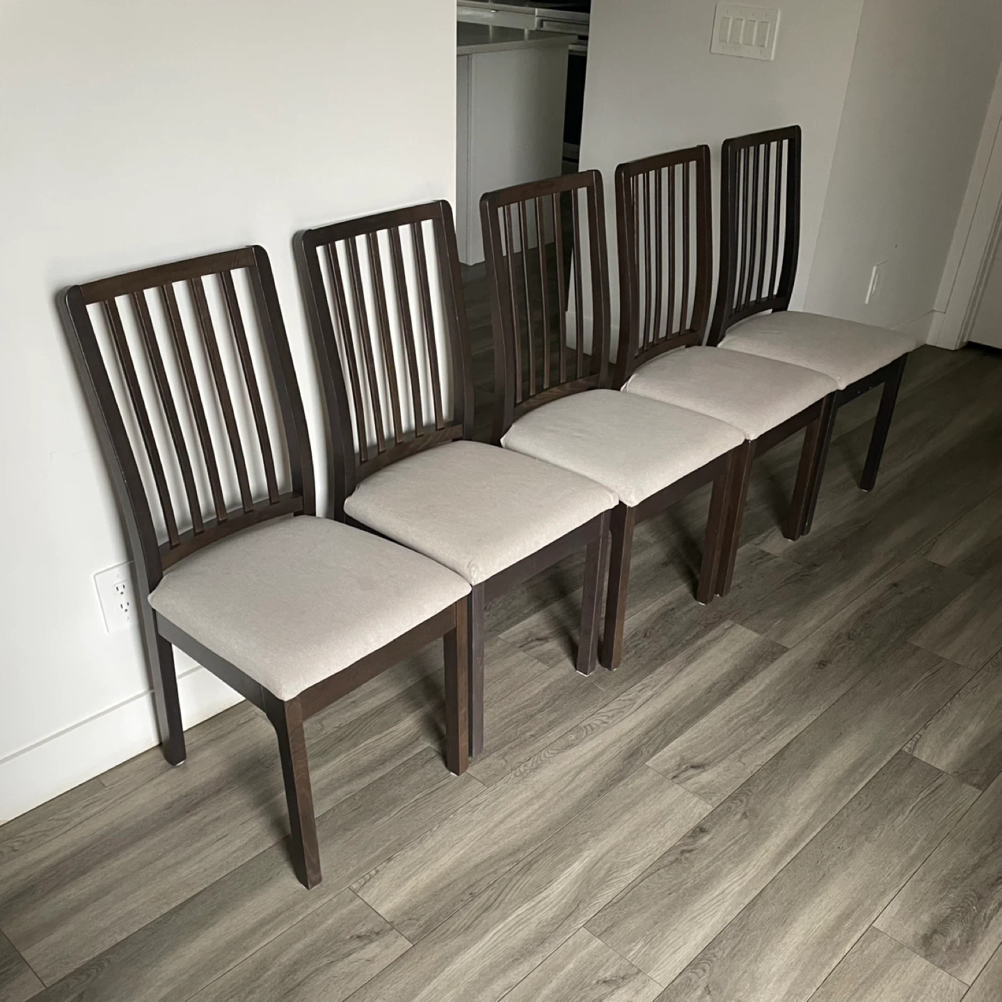 5 Dining Chairs
