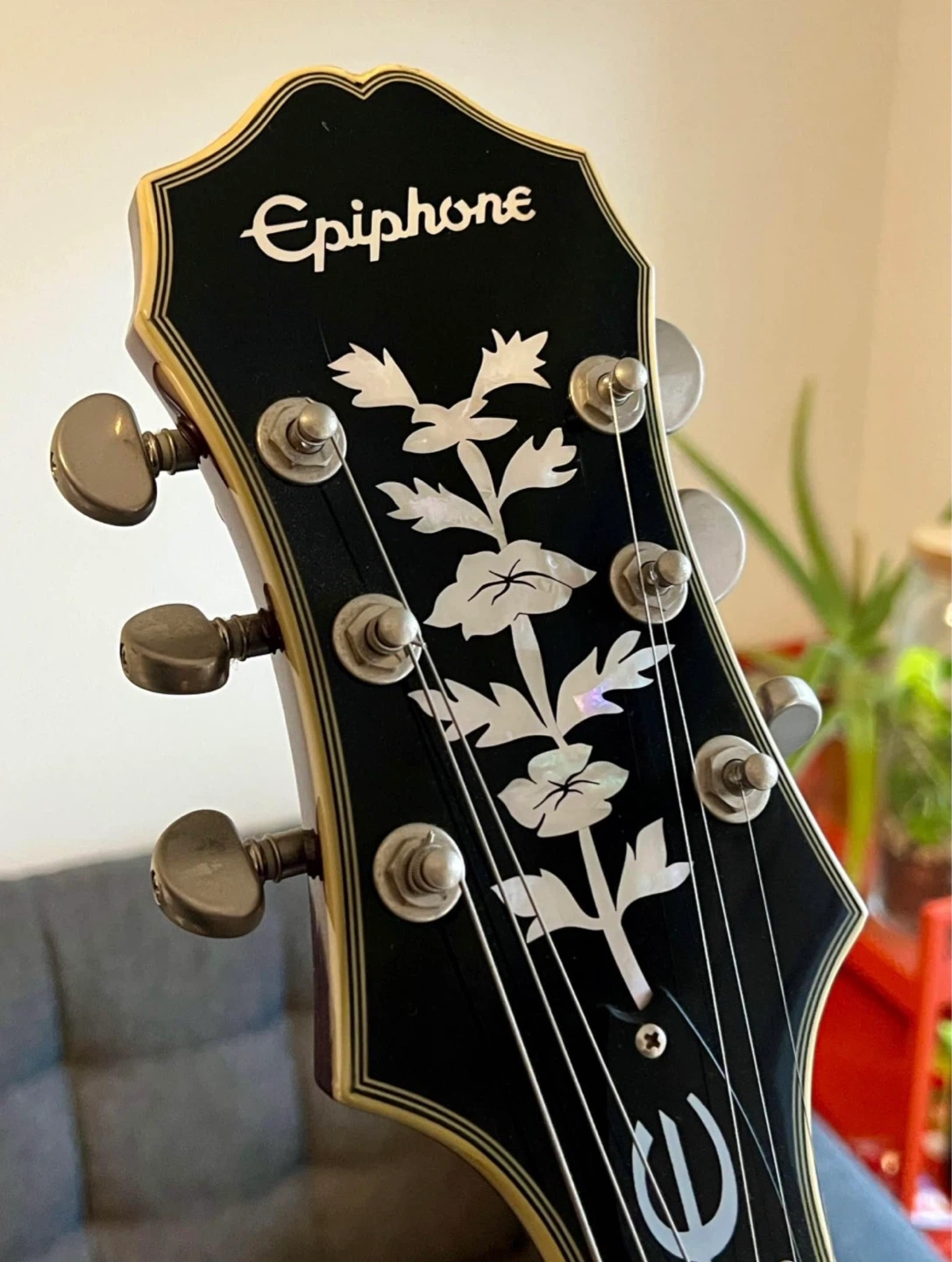 Epiphone Electric Guitar - photo 2