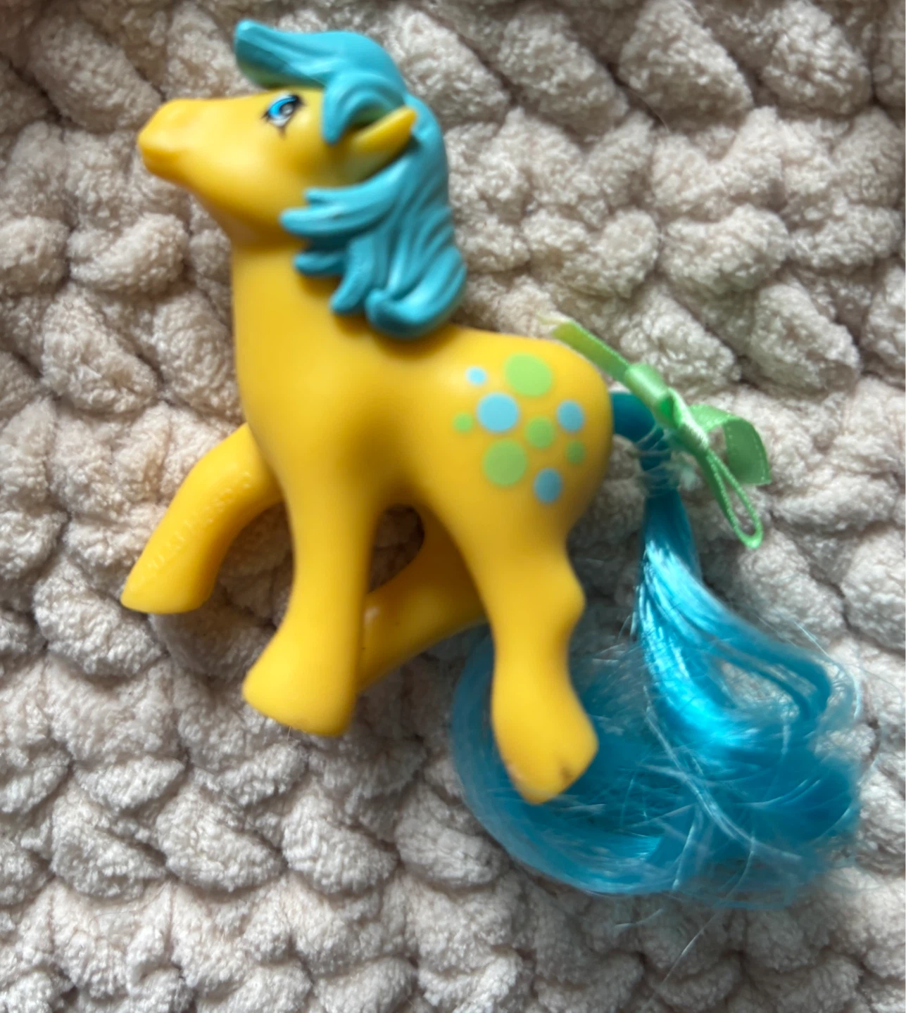 My Little Pony MLP 40th Anniv. Mystery Mini Figure - Bubbles