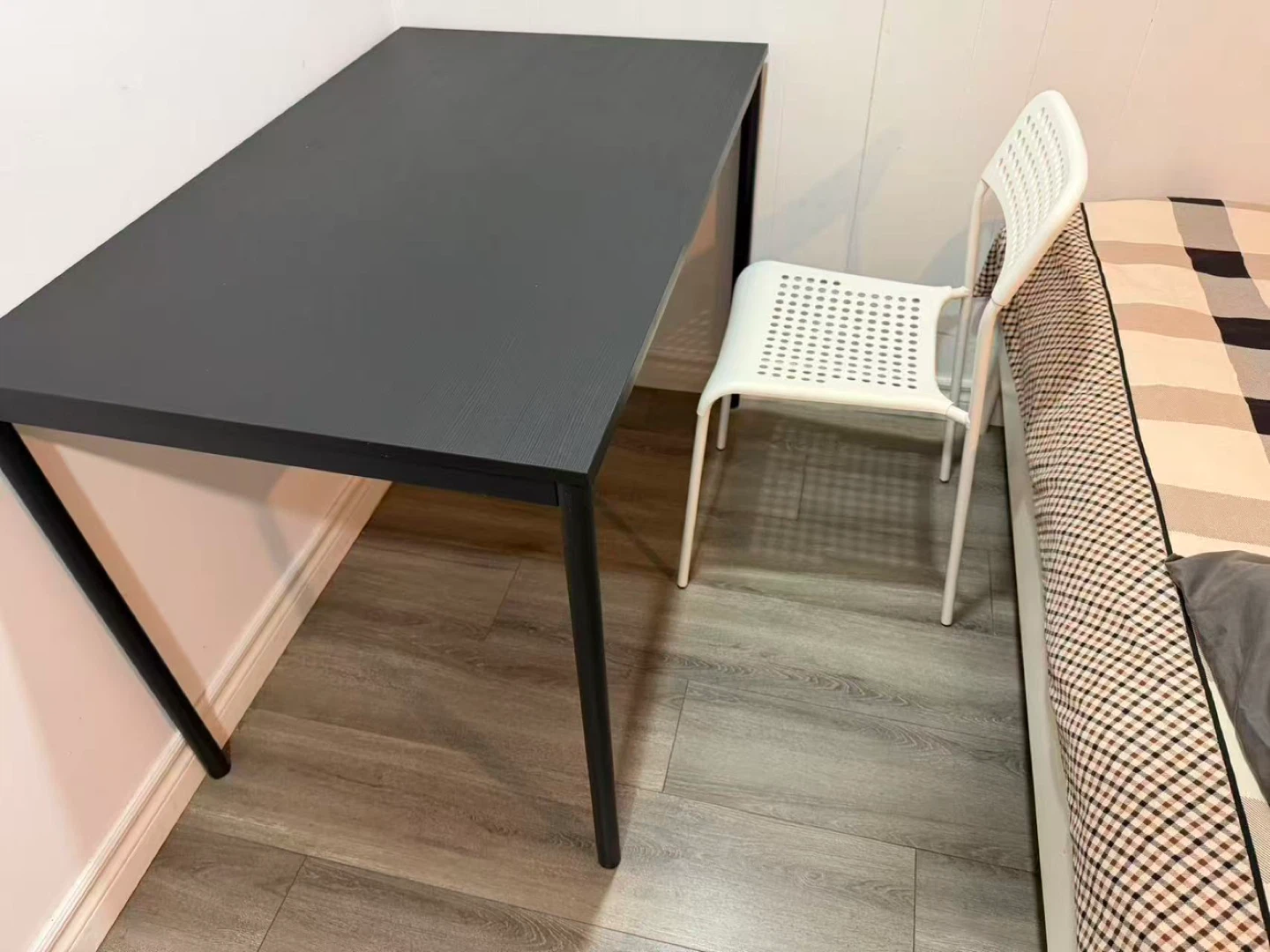 IKEA SANDSBERG Dining Table