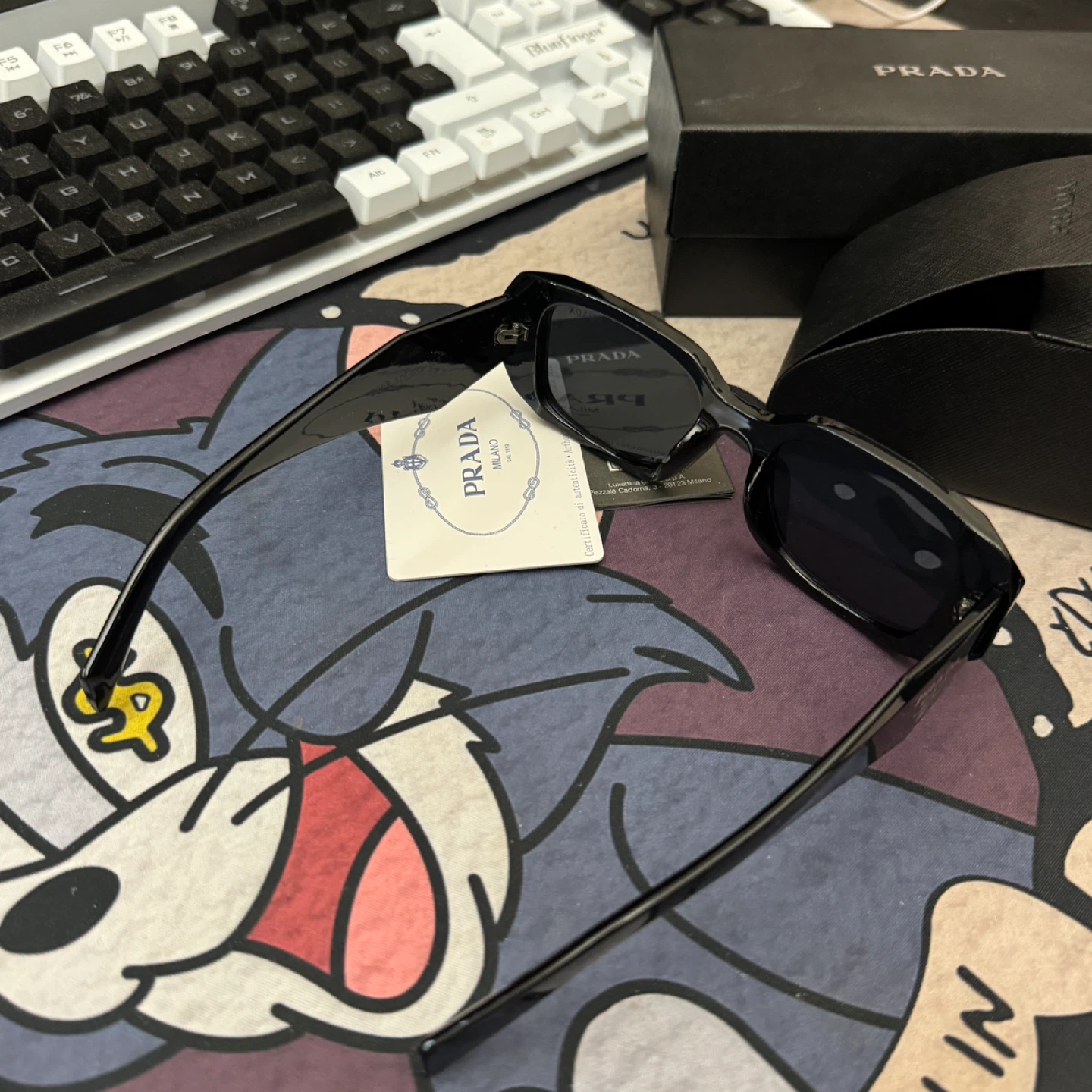 Prada Sunglasses Black - photo 3