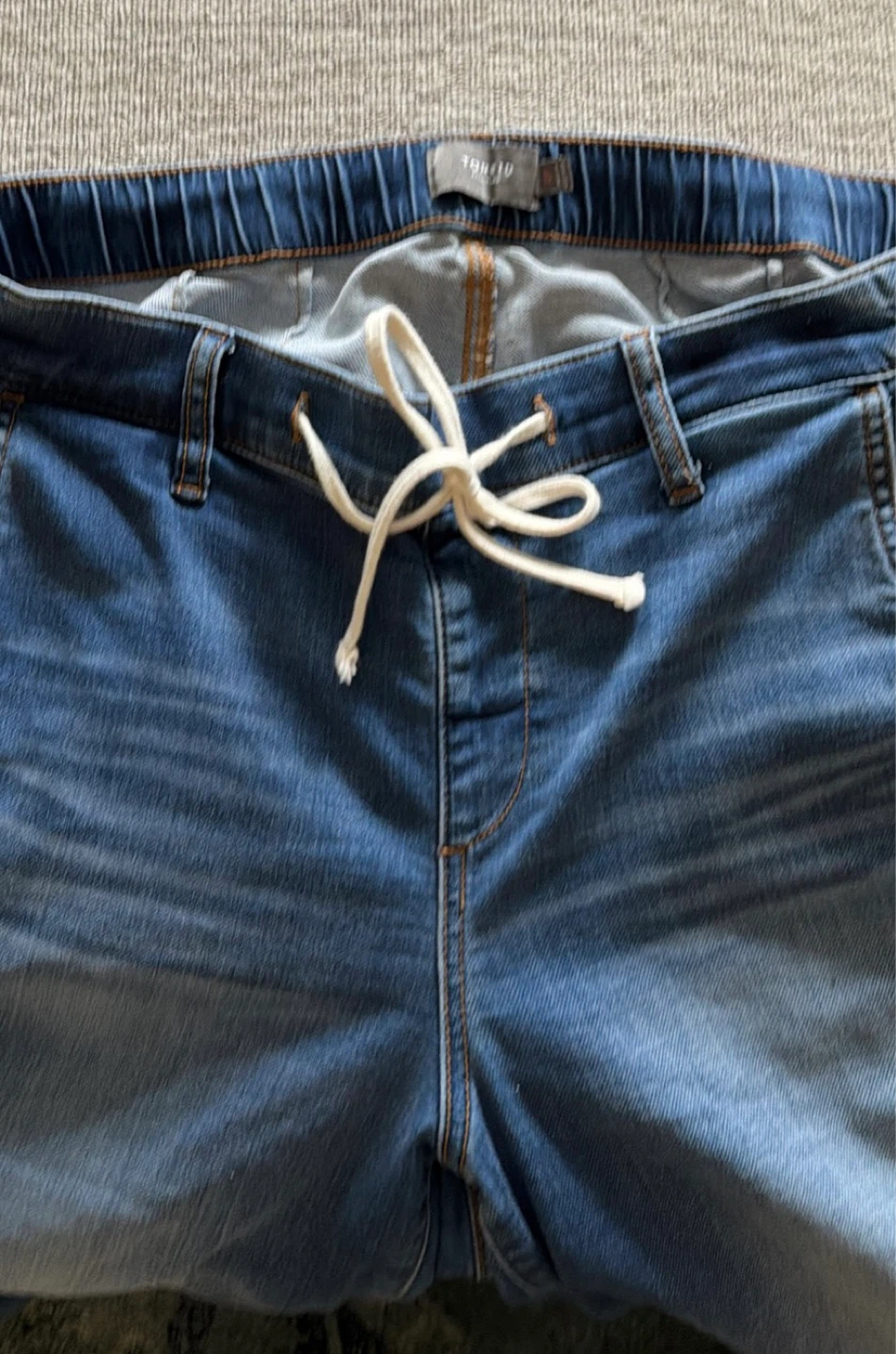 Torrid Weekend Jogger Knit Denim Jeans Size 1R - photo 3
