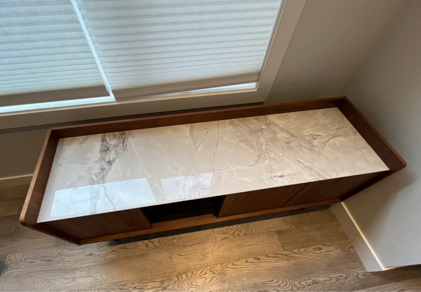 Structube Coffee Table and Media Stand (matching set) - photo 3
