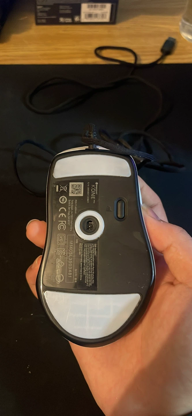 Microsoft Kone Pro Gaming Mouse - photo 2