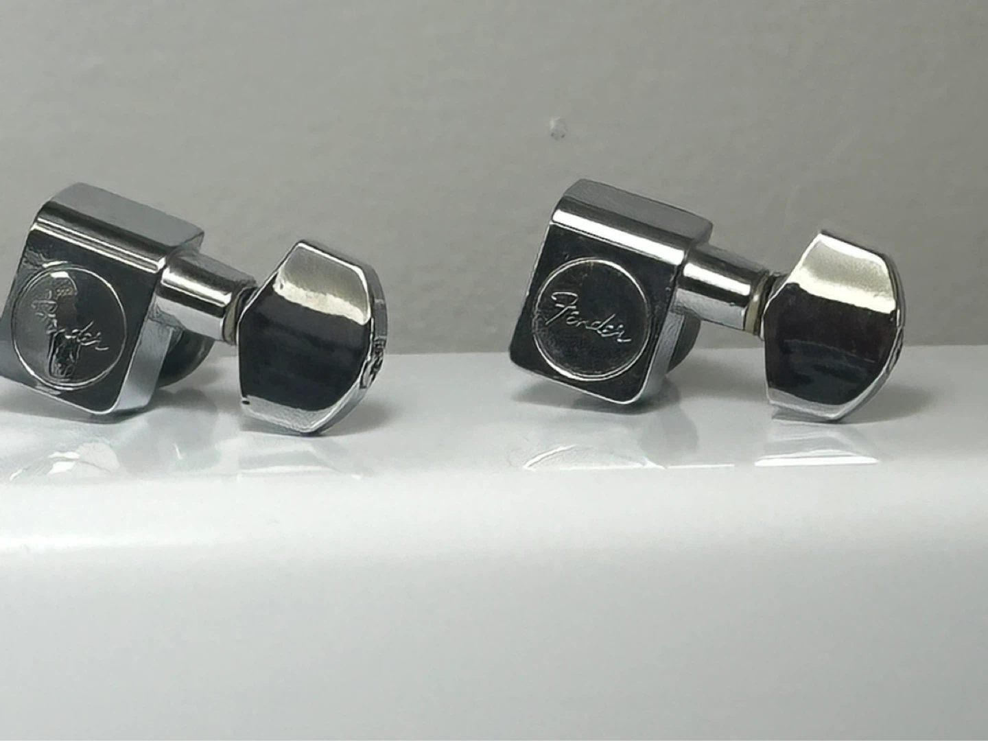 Fender tuners , Yamaha , luthier fret rocker - photo 2