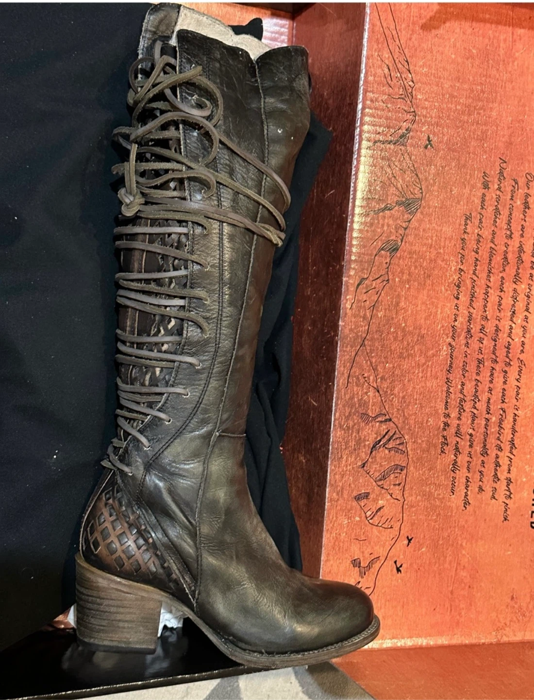 Carver Olive Leather Boots Size 6 - photo 2