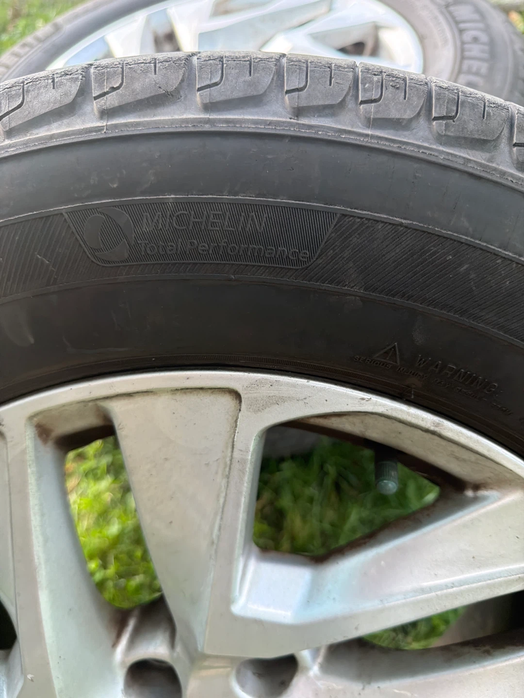 Michelin Tires 225/65R17 - photo 4