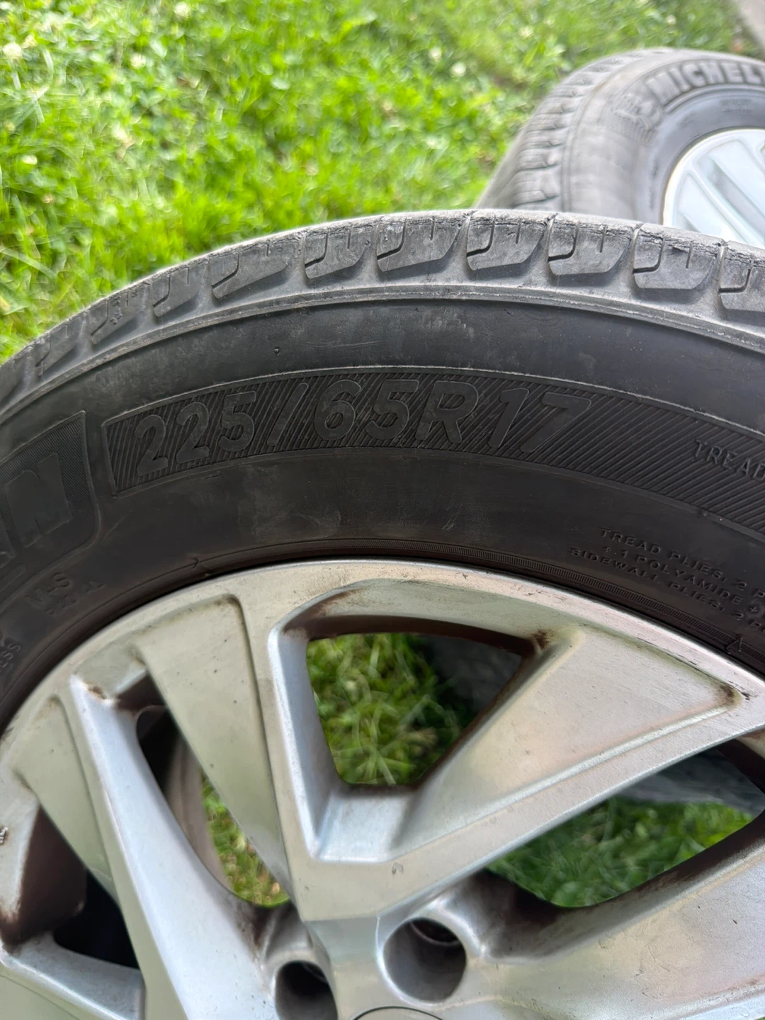 Michelin Tires 225/65R17 - photo 5