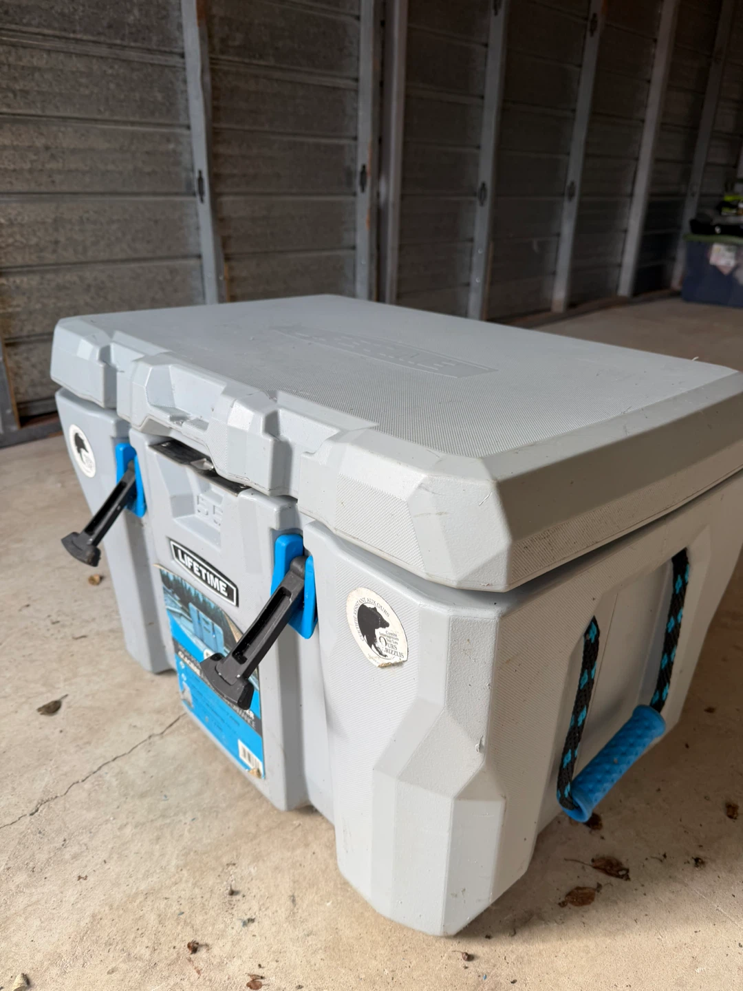 LIFETIME 55 High-Performance Cooler - photo 3