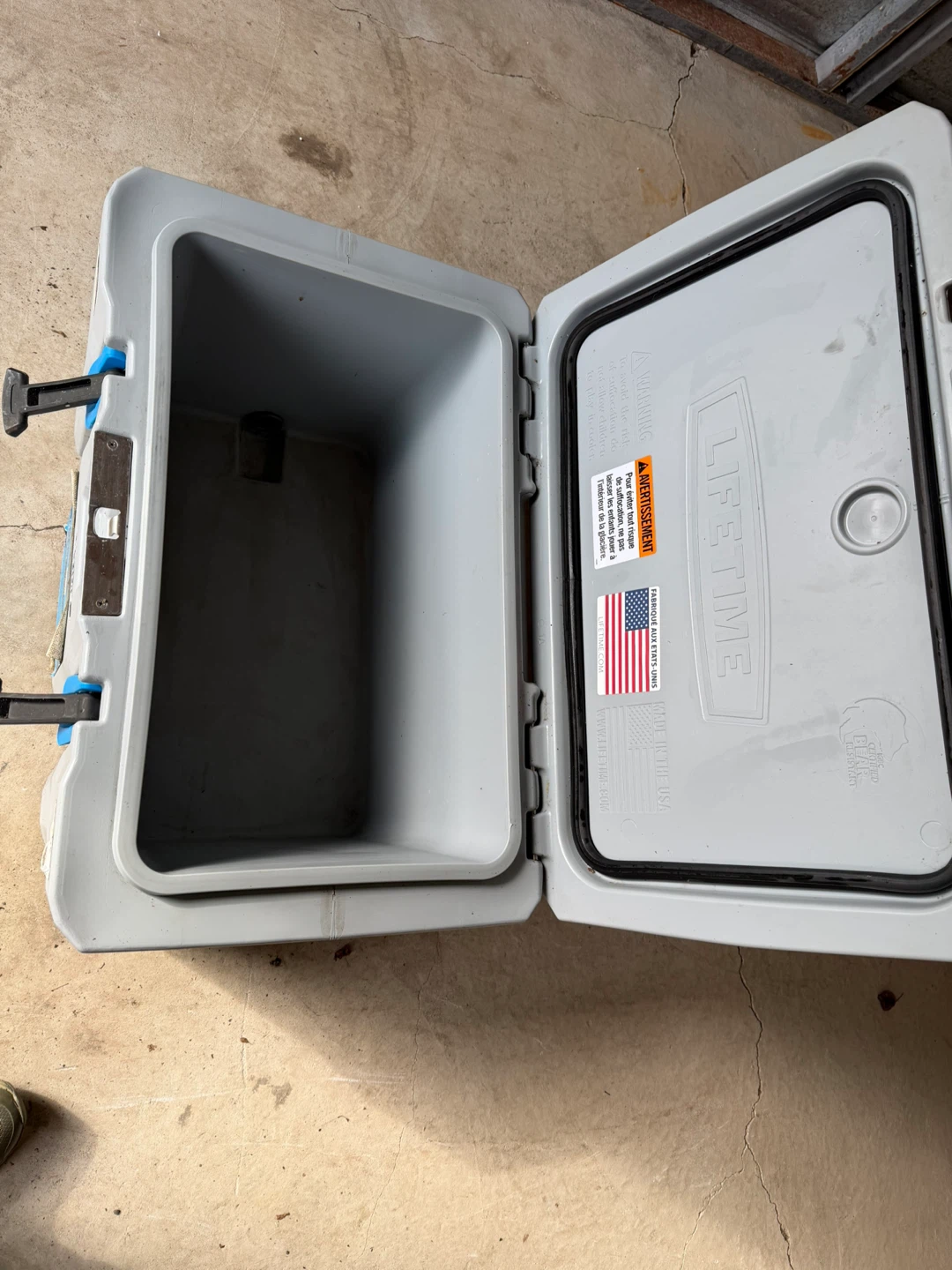 LIFETIME 55 High-Performance Cooler - photo 4