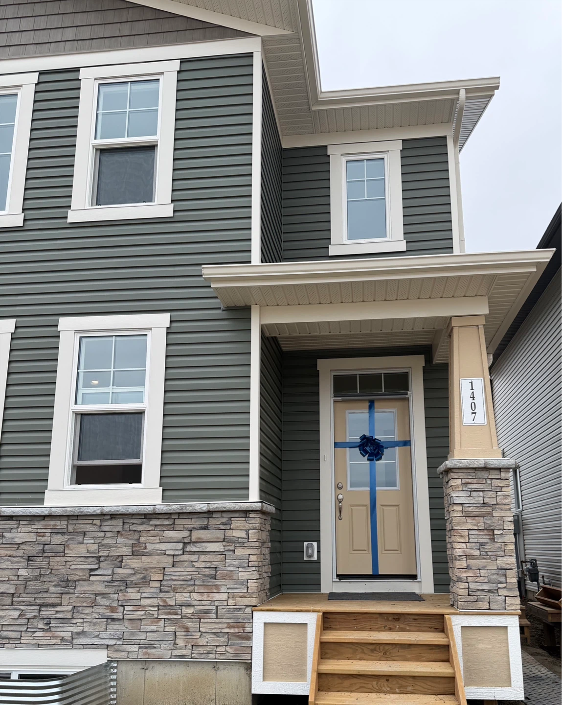 BRAND NEW 3 Bed + Bonus Room | 3 Months FREE Internet | $2,000
