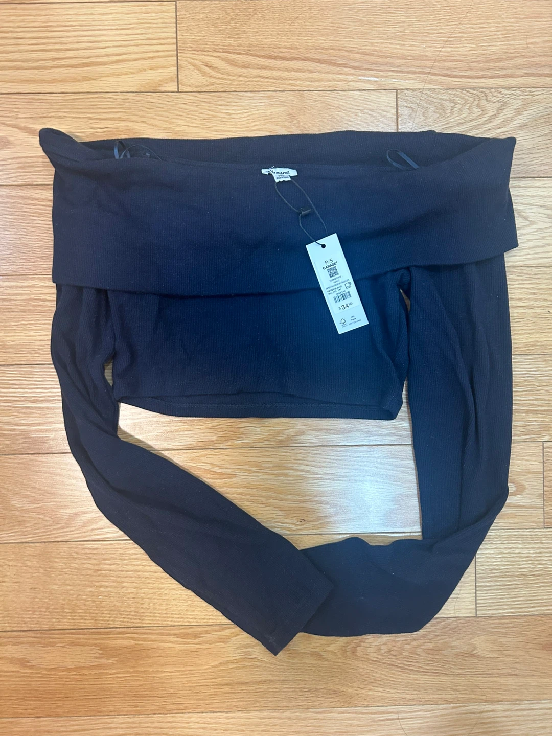 Garage Off-the-Shoulder Ribbed Crop Top