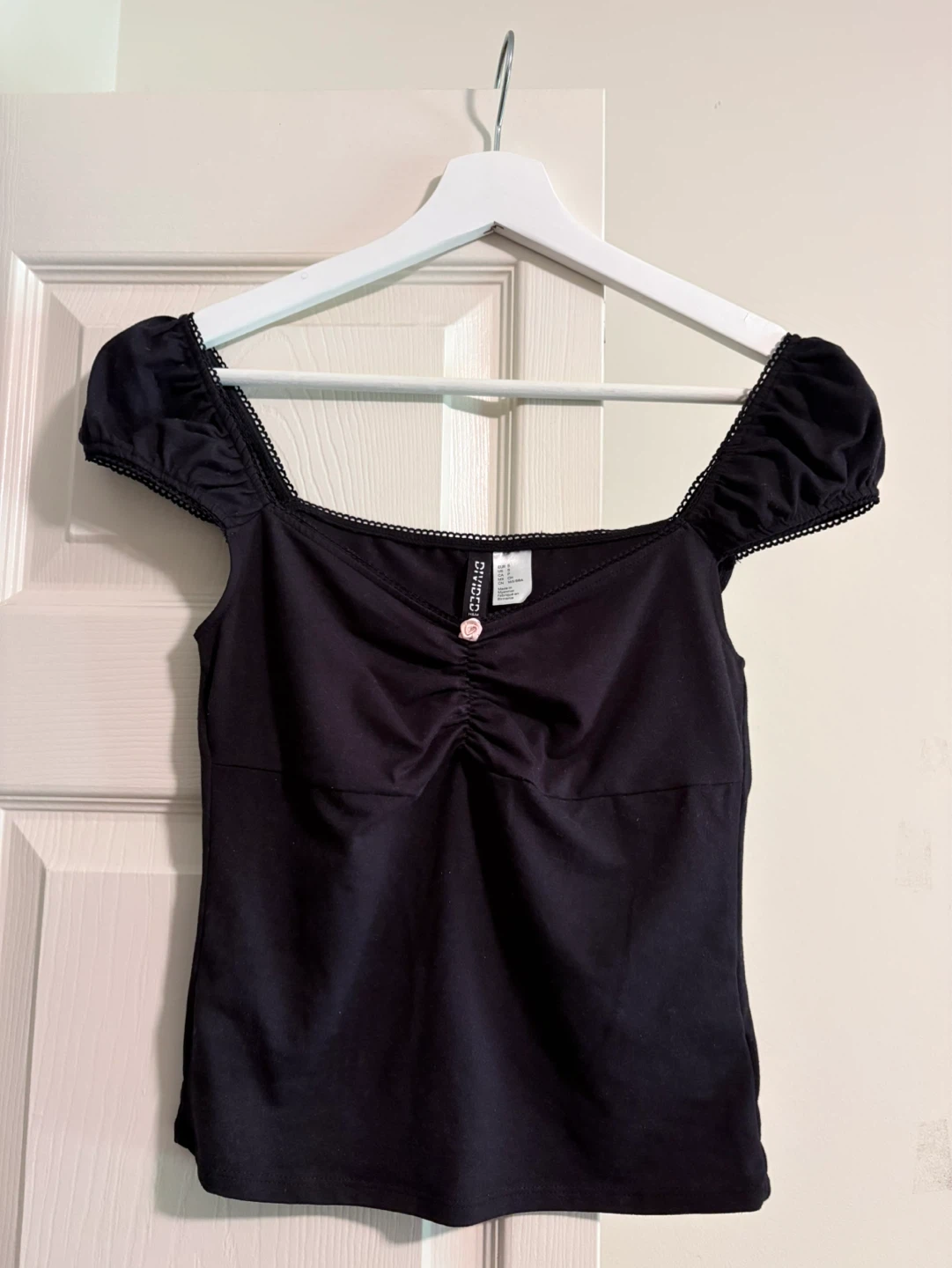 H&M Black Ruched Puff Sleeve Top