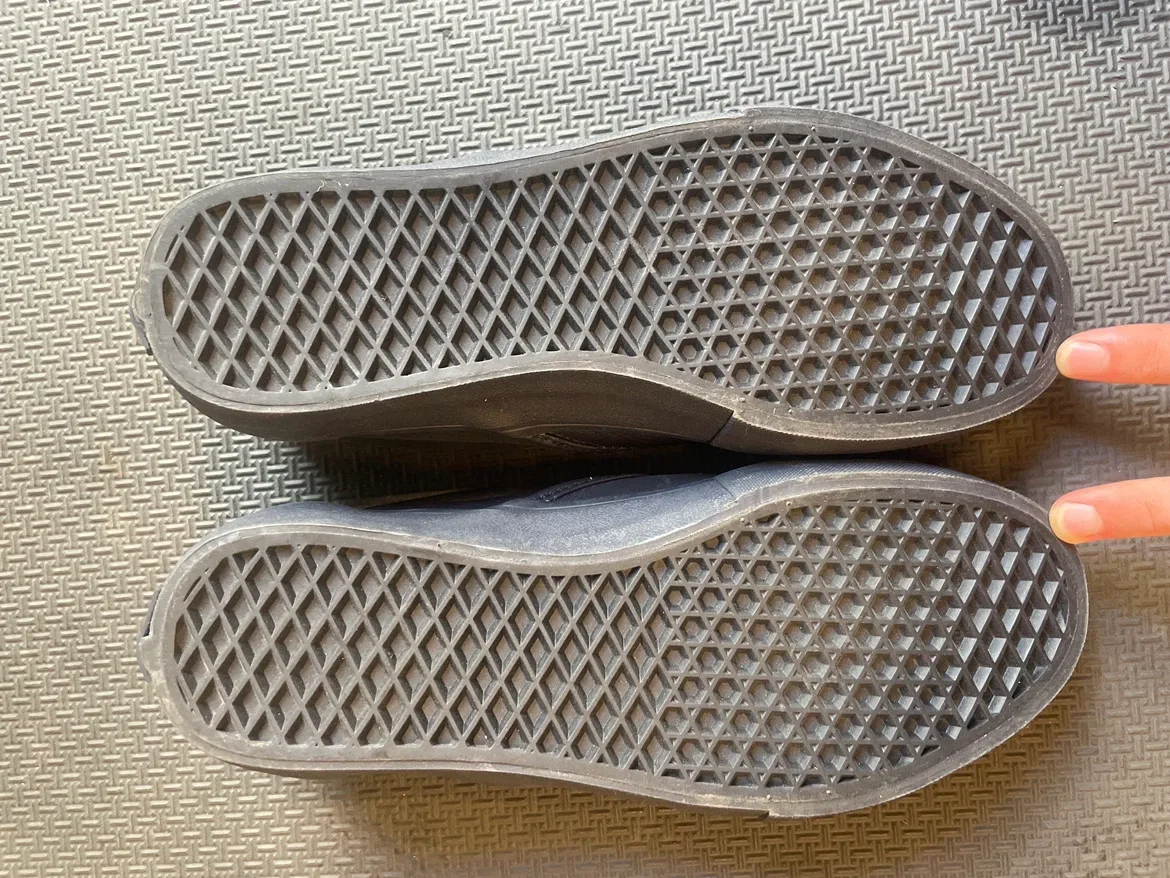Vans Slip-On Shoes Men's Size 11 - photo 3