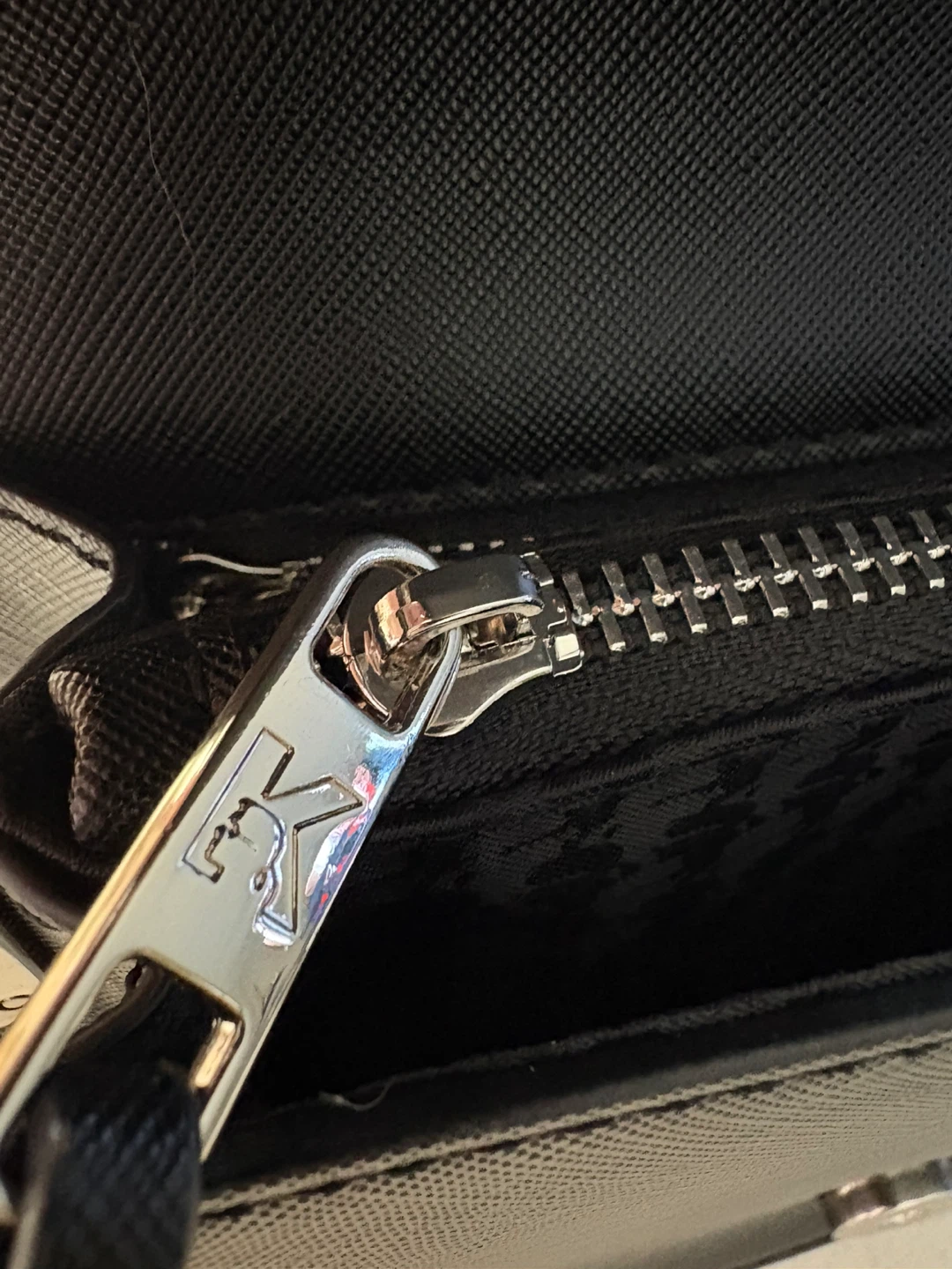 Karl Lagerfeld Black Saffiano Leather Crossbody Bag - photo 4