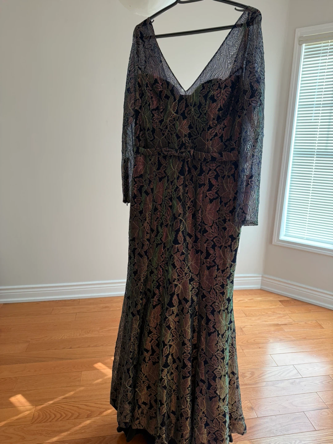 Women's Navy Lace Gown with Gold Leaf Pattern - photo 3