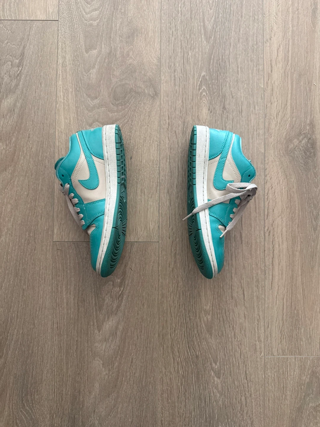 Jordan 1 Low "True Blue" Sneakers - photo 4