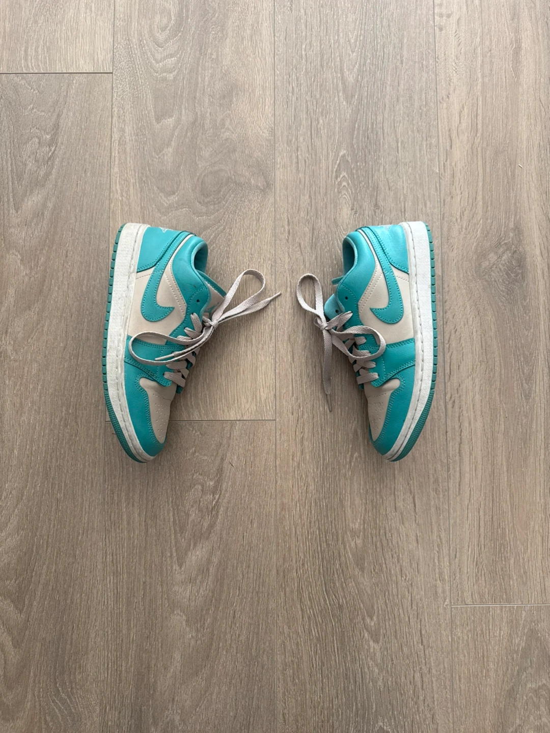 Jordan 1 Low "True Blue" Sneakers - photo 5