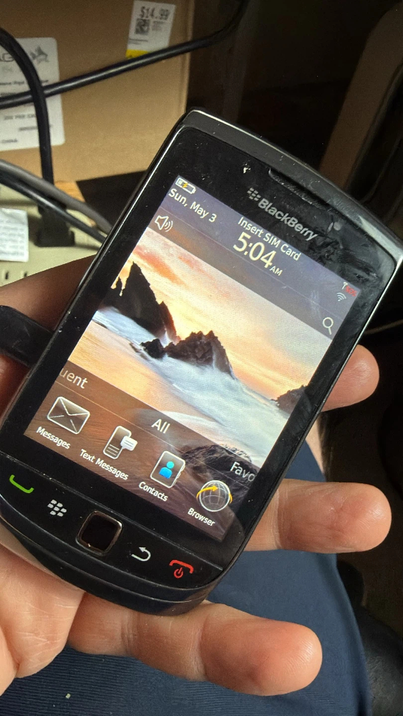 BlackBerry Cell Phone Torch Slide Phone with keyboard