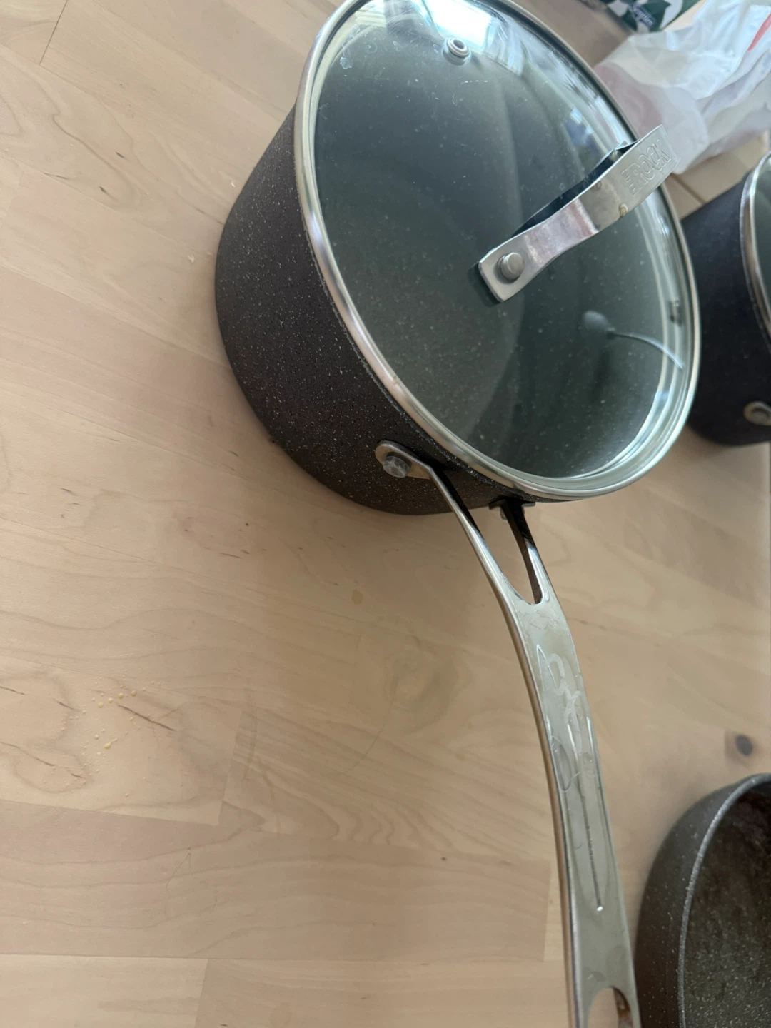 Rock pot with Lid