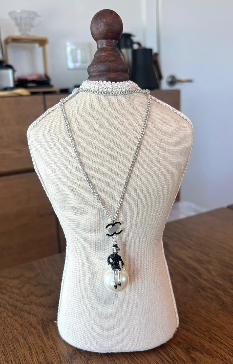 Chan*l Lady Long Necklace