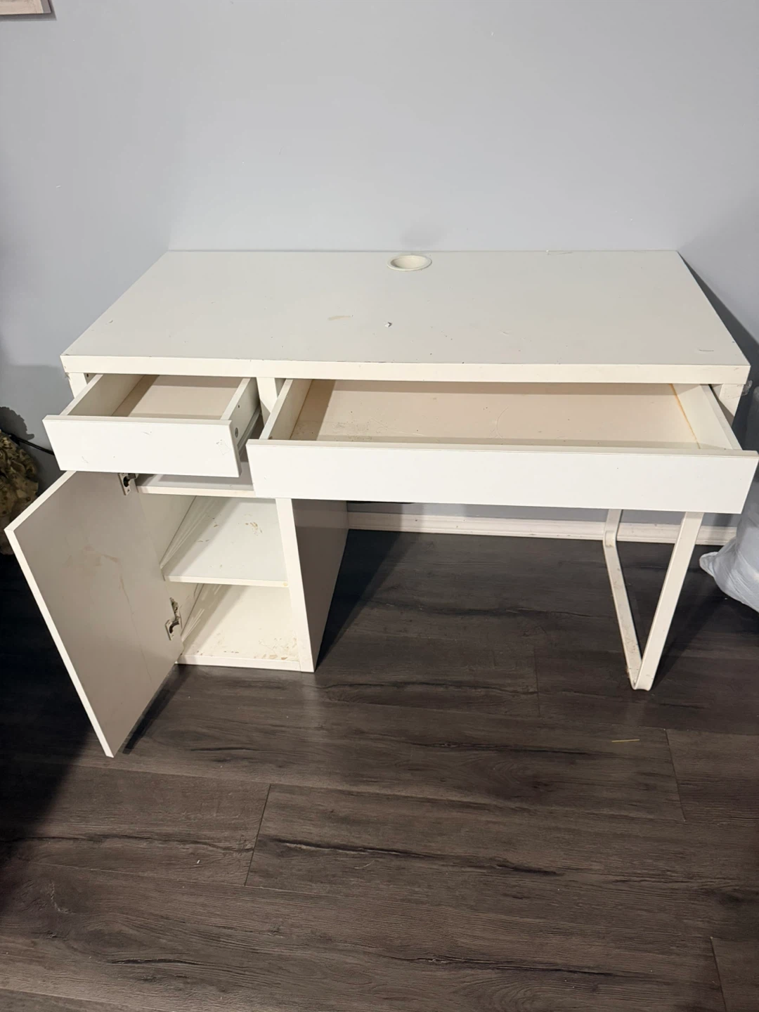 White Desk with Drawers and Cabinet