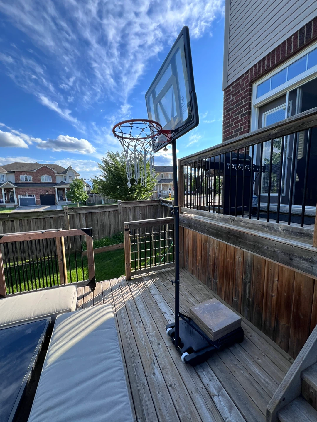Outdoor basketball stand