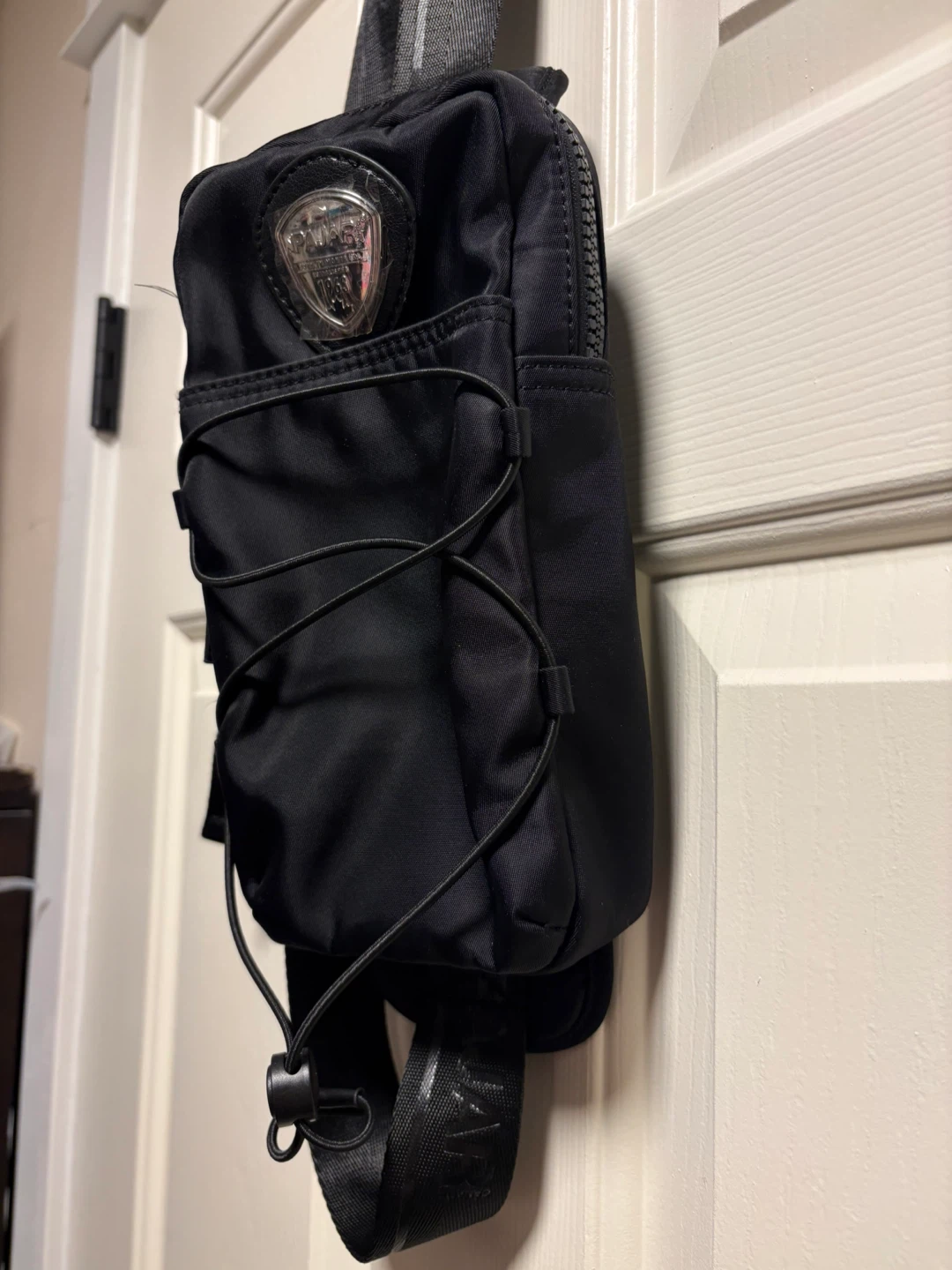Pajar Day Nylon Crossbody Sports Bag - photo 4
