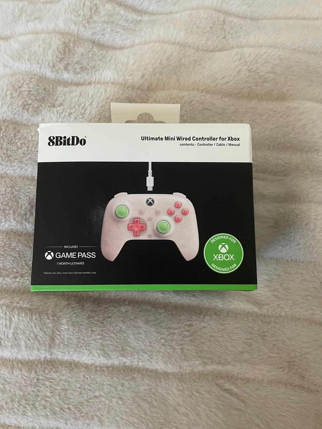 8BitDo Ultimate Mini Wired Controller for Xbox - Pink