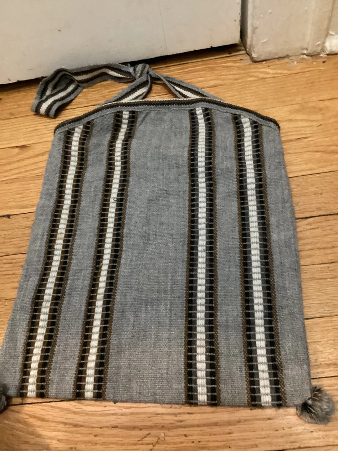 ⚽️Peru Woven Sling Bag with Llama Detail - photo 2