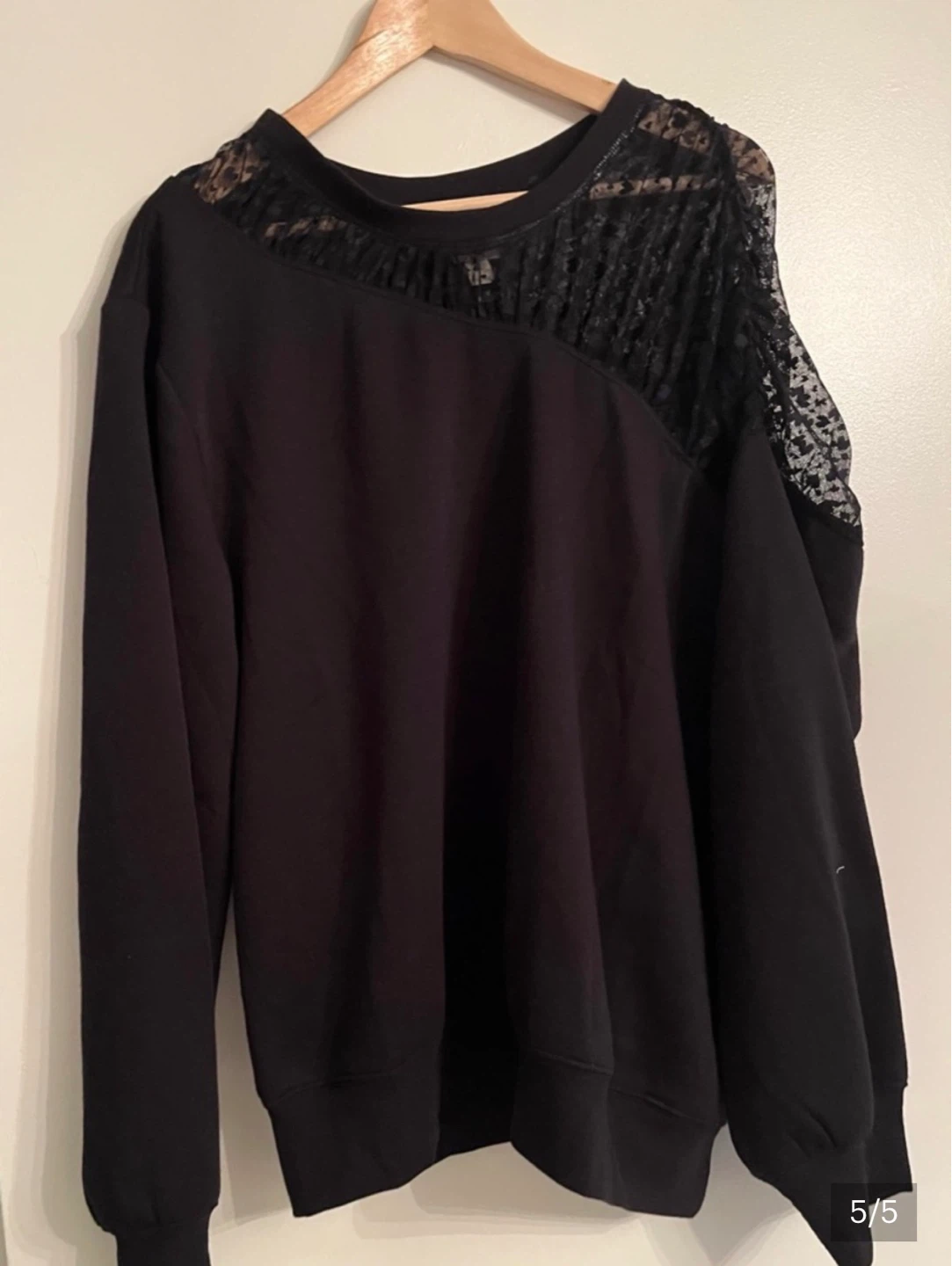 Anthropologie Black Lace Detail Sweatshirt ⚽ - photo 5
