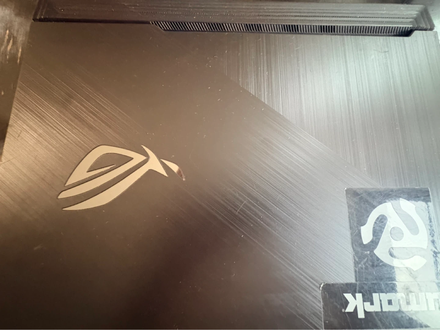 ASUS ROG Gaming Laptop - photo 3
