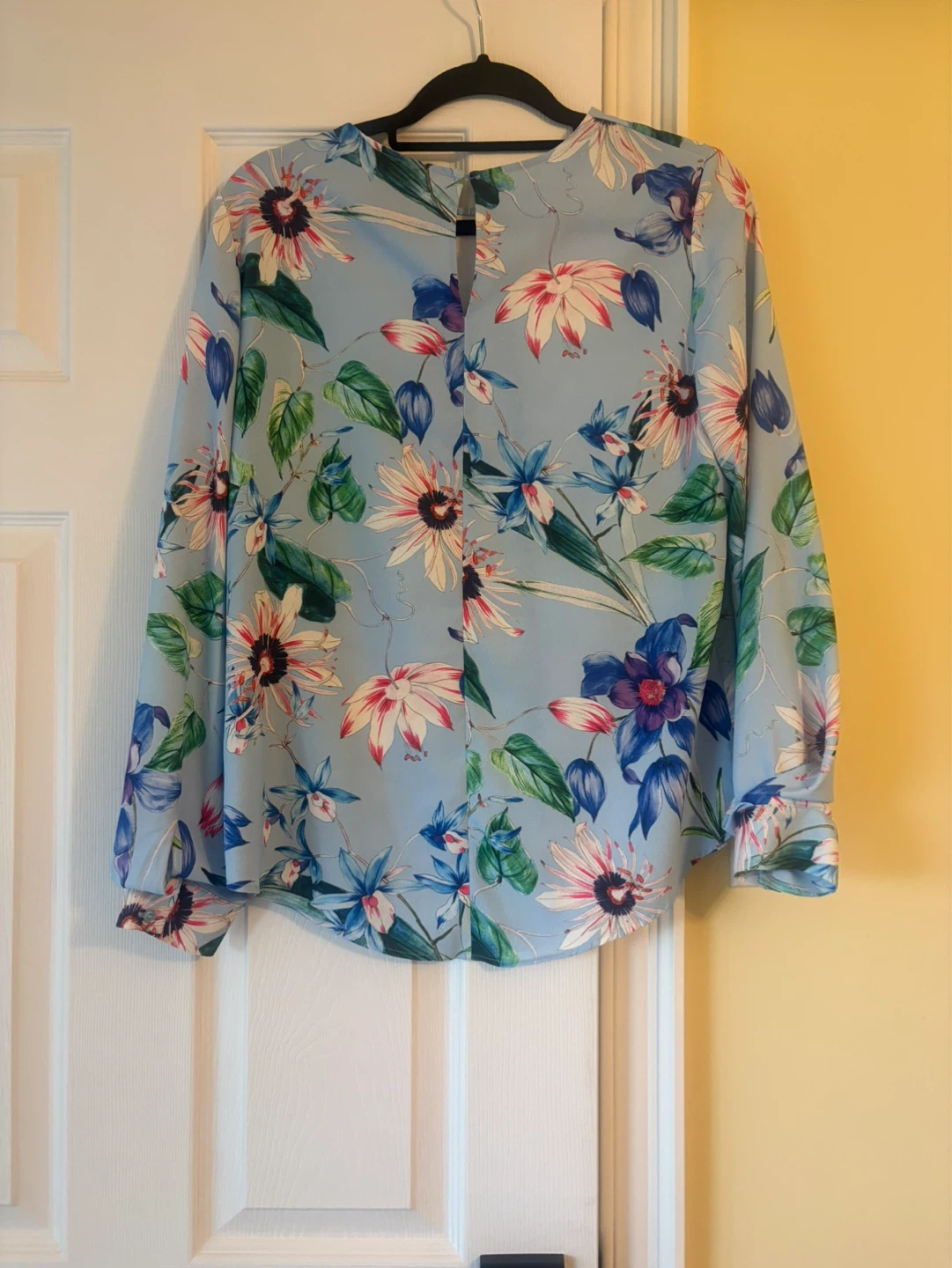 H&M Blue Floral Long Sleeve Blouse Size 4 - photo 3
