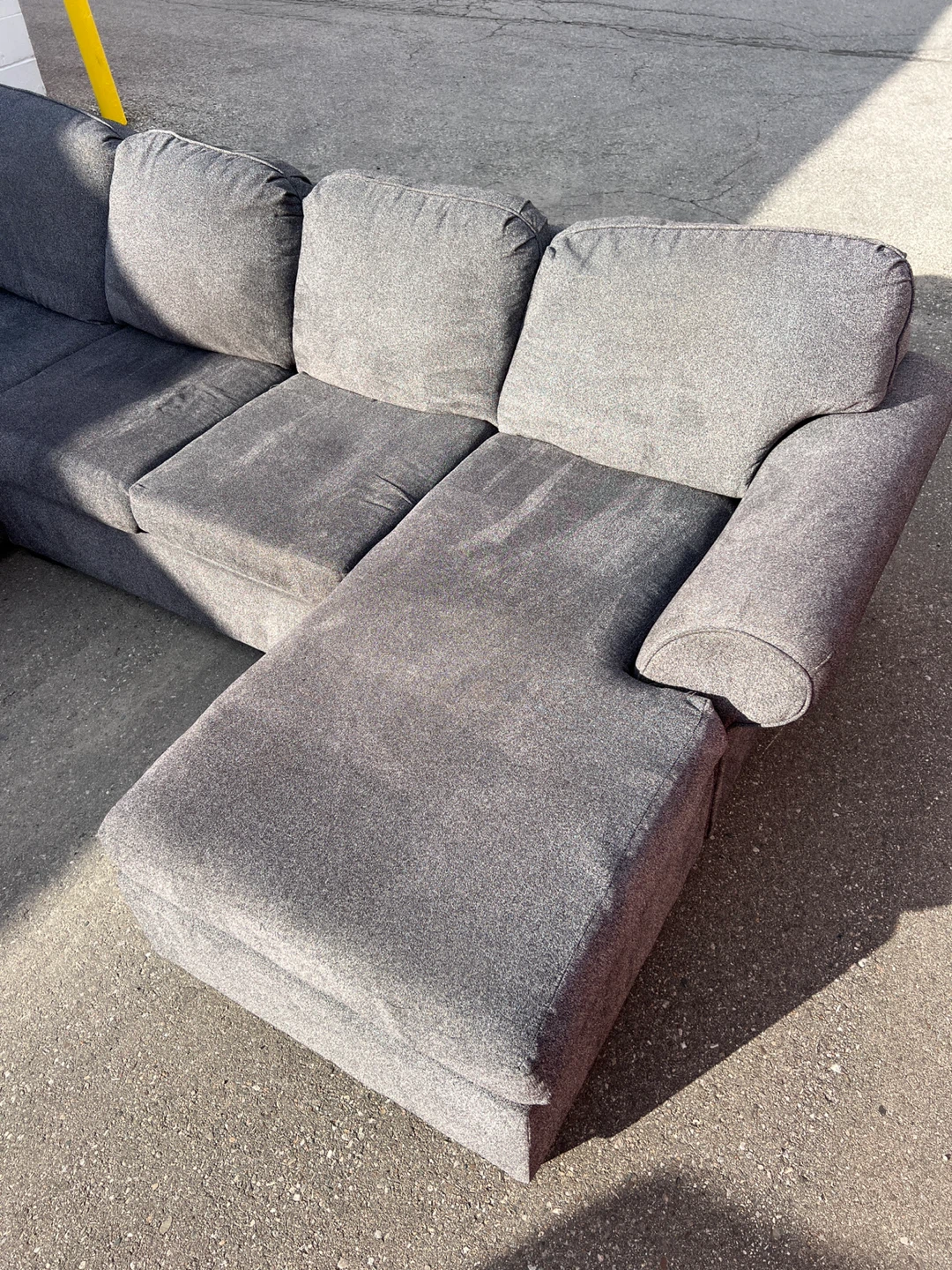 Beautiful Grey Fabric U Sectional Can also deliver for free - photo 5