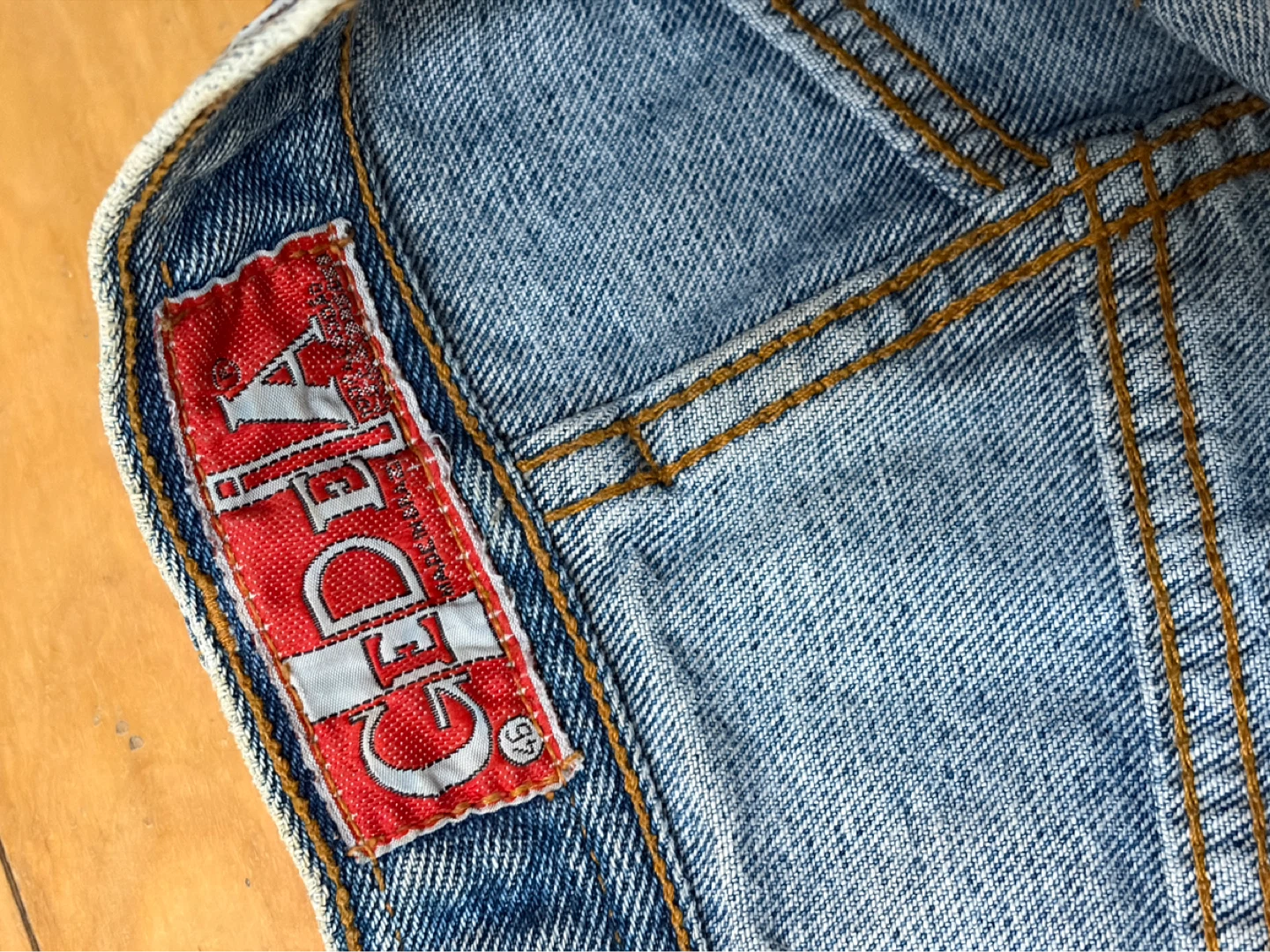 Vintage CEDIA Denim Shorts - Size 28 - photo 4