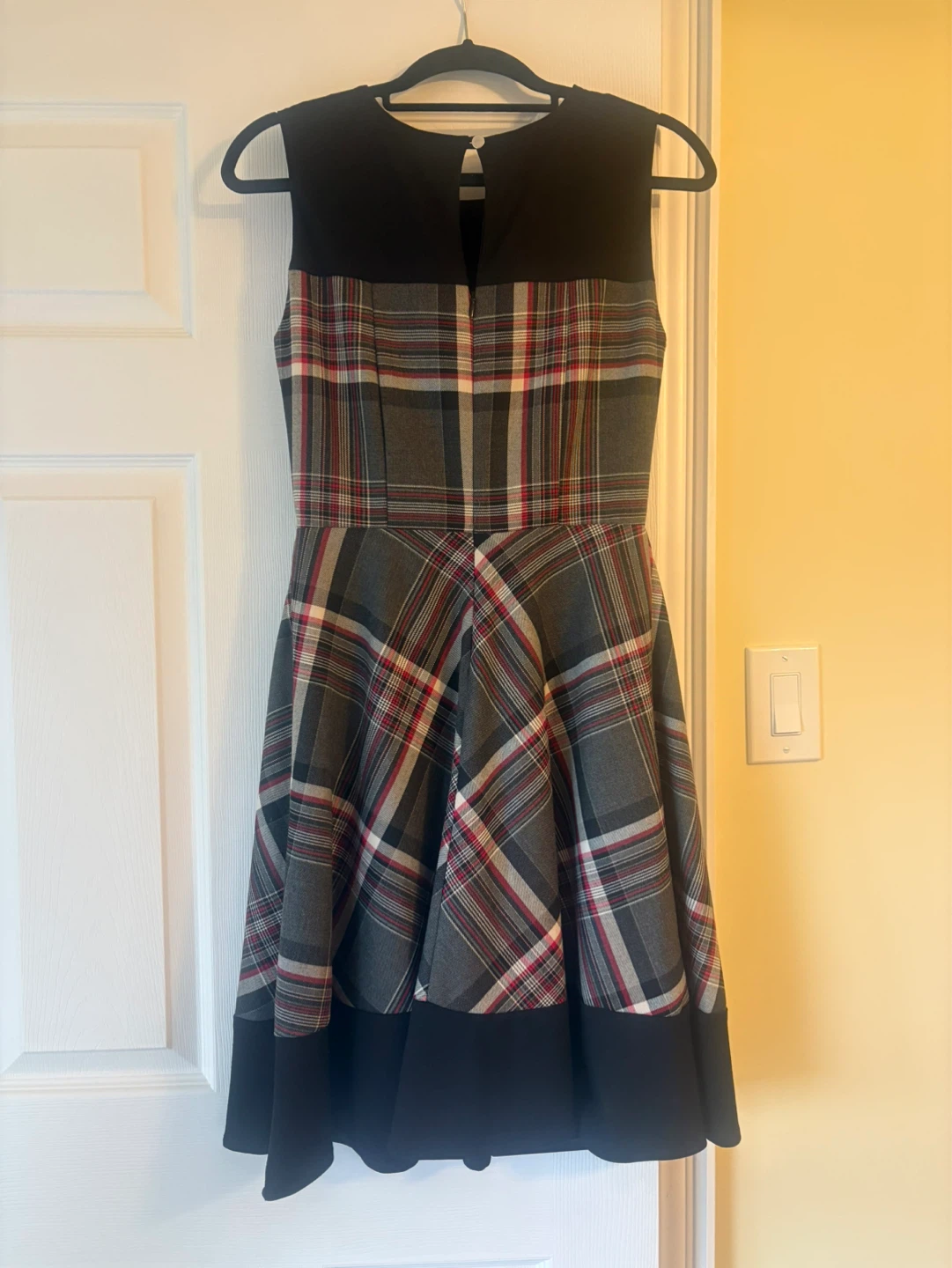 Tristan Plaid Fit and Flare Dress Size 1 - photo 3