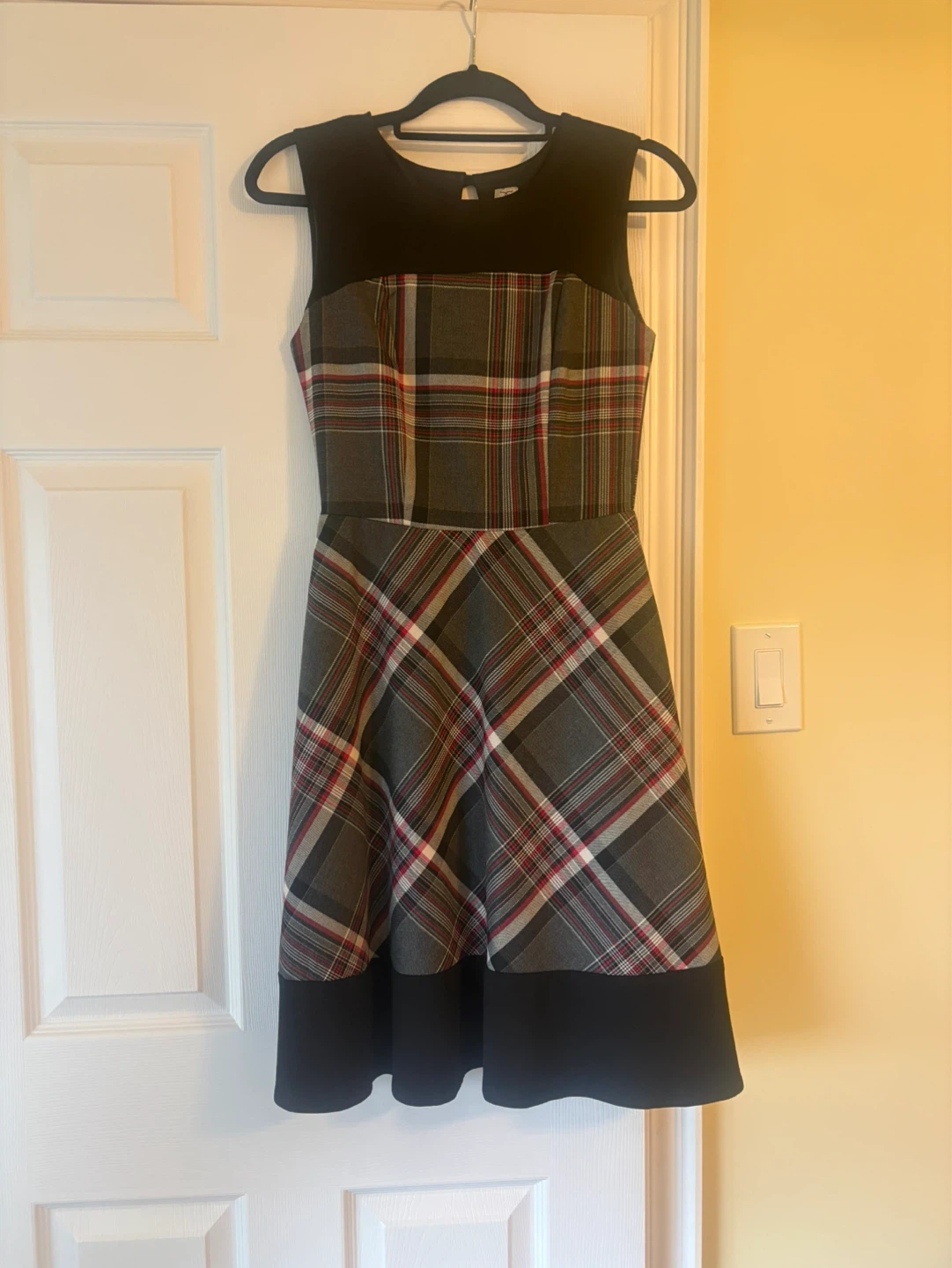 Tristan Plaid Fit and Flare Dress Size 1