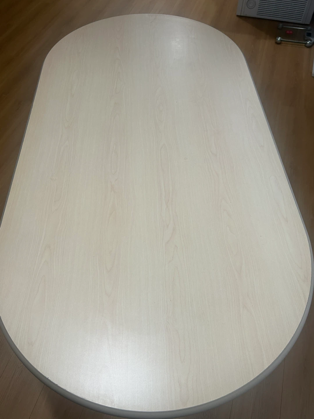 Oval Wood Table - photo 2