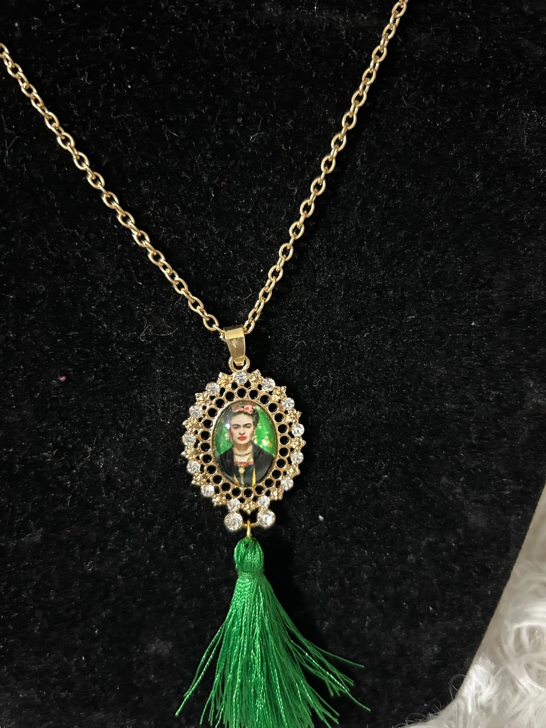 Frida Kahlo Inspired Necklace with Green Tassel - photo 3