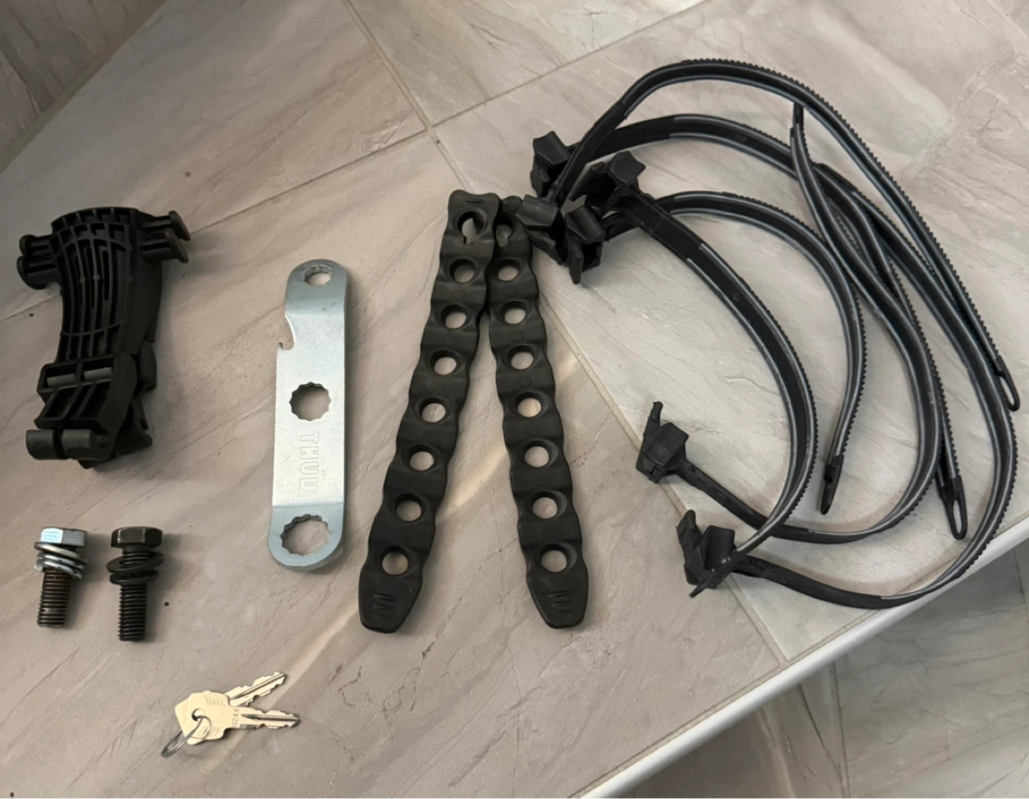 Thule Apex 2 bike rack - photo 4