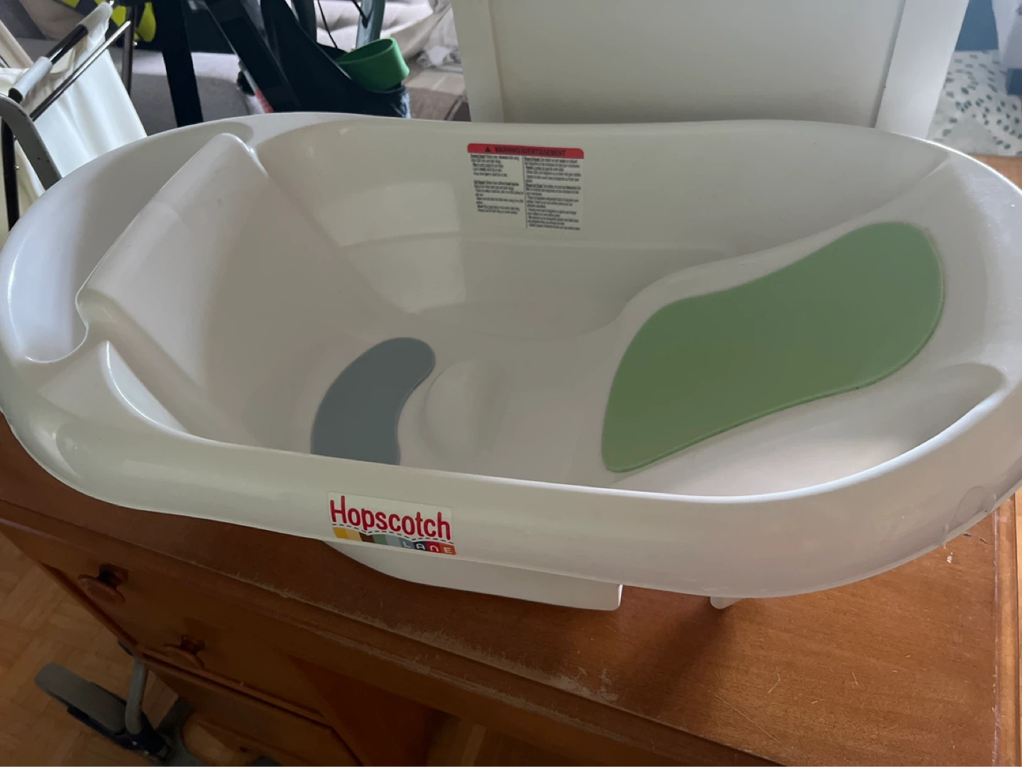 Hopscotch Lane Baby Bath Tub