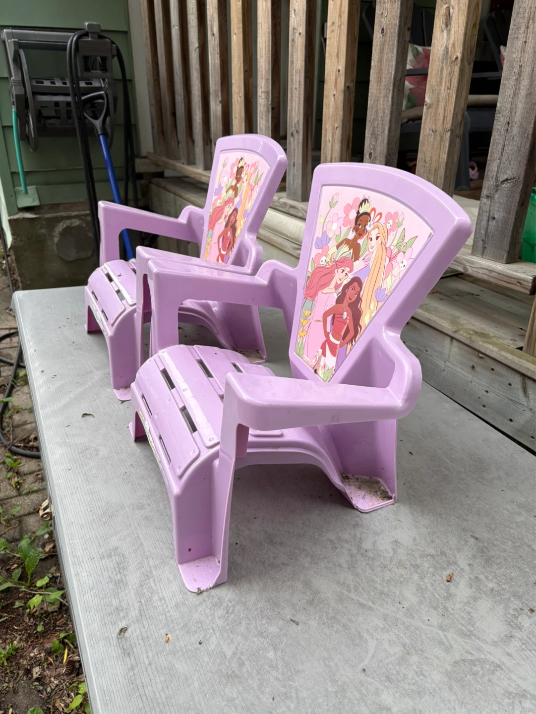 Disney Princess Plastic Chairs (Set of 2) - photo 2