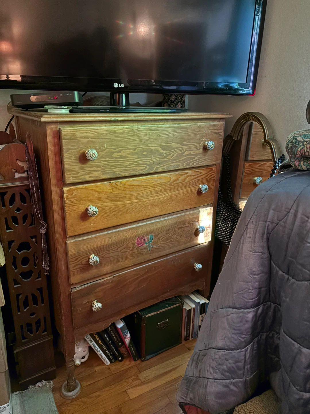 Wooden 5-Drawer Dresser