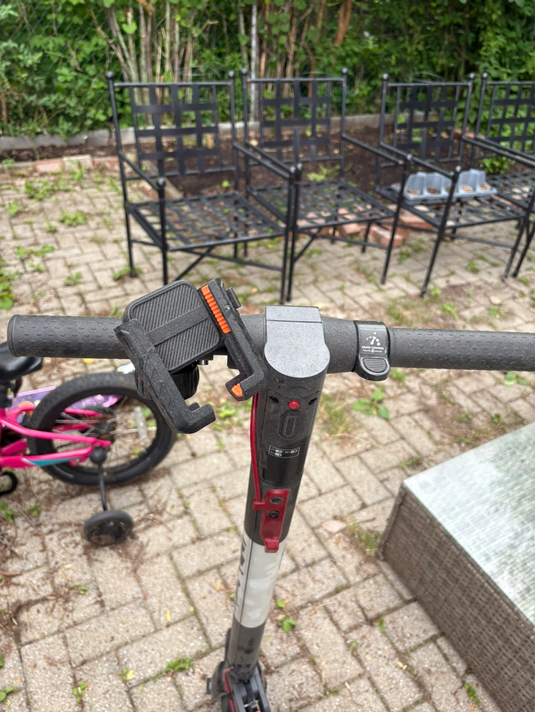 GOTRAX Electric Scooter - photo 2