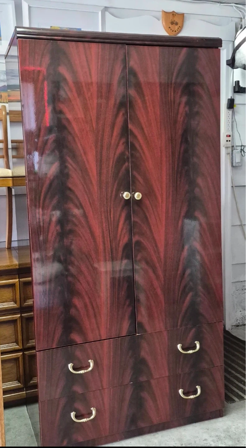 Wardrobe with drawers