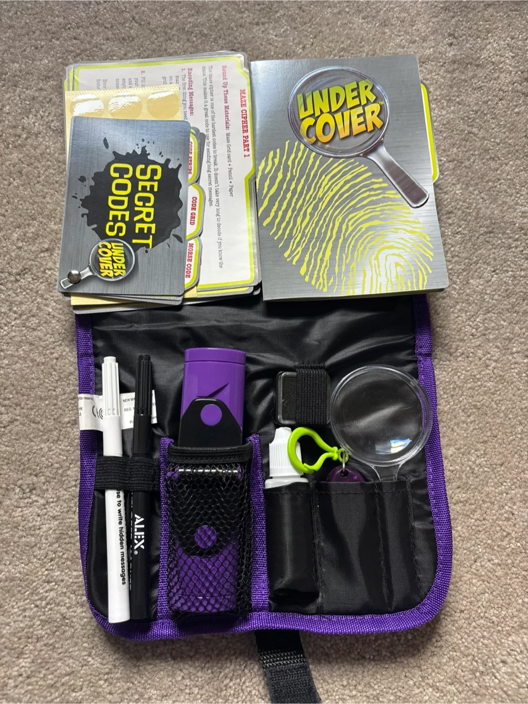 Alex Spycase Under Cover Secret Codes Kit - photo 3