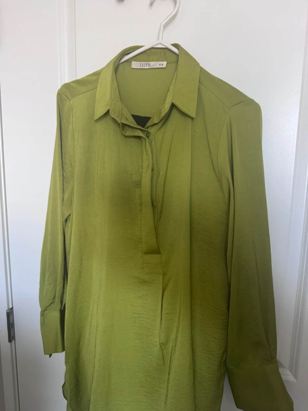 LEPTIS Lime Green Button-Up Shirt