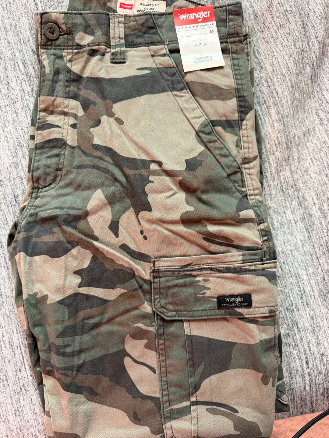 Wrangler Men's Relaxed Fit Camo Cargo Pants