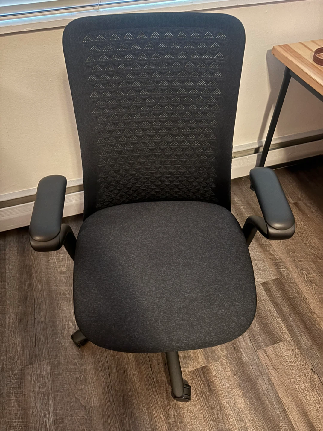 Ergonomic chair - Branch Verve chair